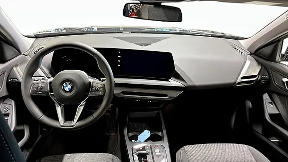 BMW 120 2025 photo 4
