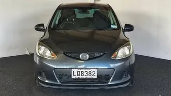 Mazda Demio 2007 photo 3
