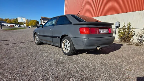 Audi Coupé 1992 photo 3
