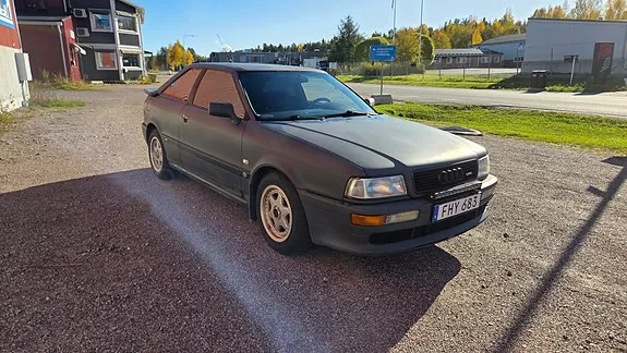 Audi Coupé 1992 photo 2