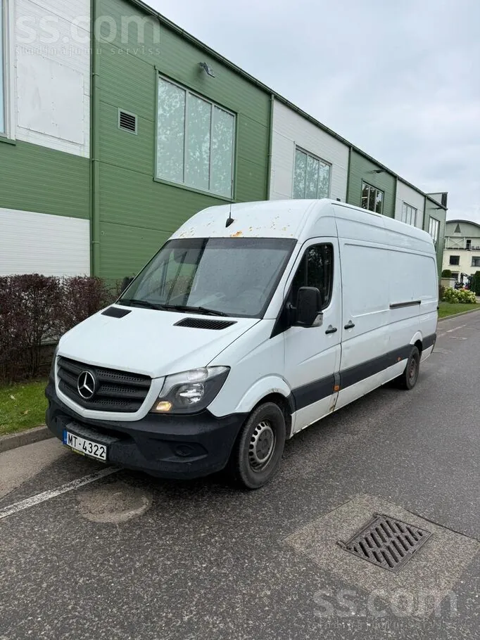 Mercedes-Benz Sprinter 2013 photo 2