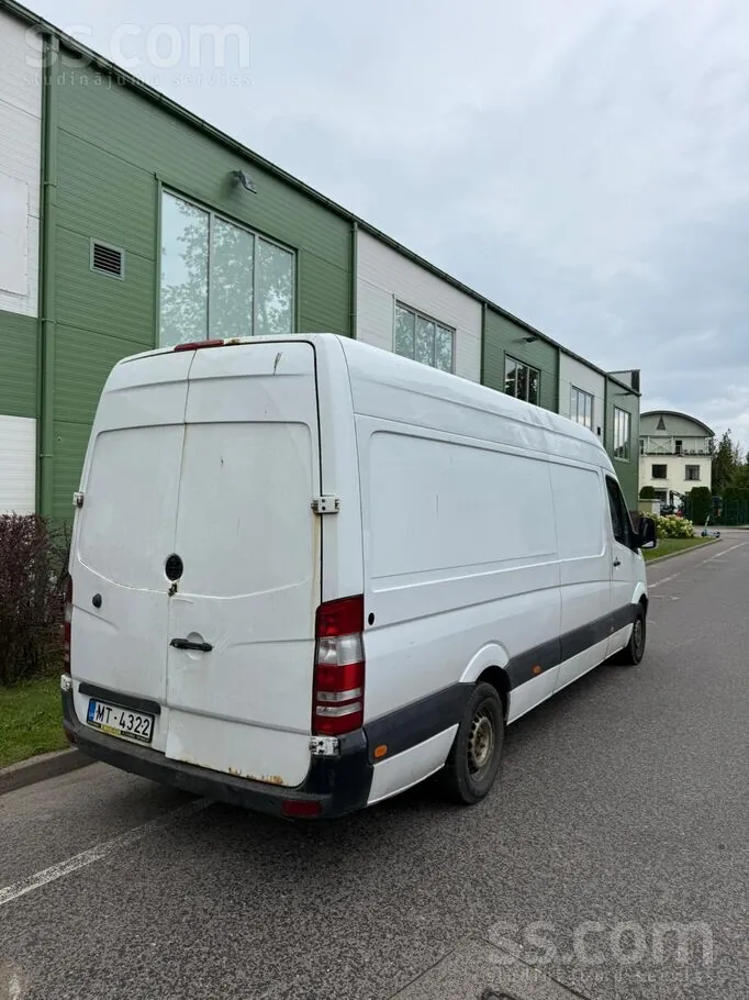 Mercedes-Benz Sprinter 2013 photo 3