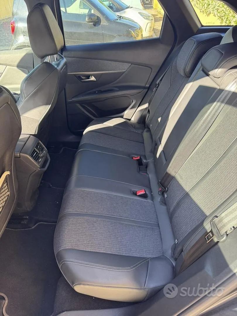 Peugeot 3008 2019 photo 4