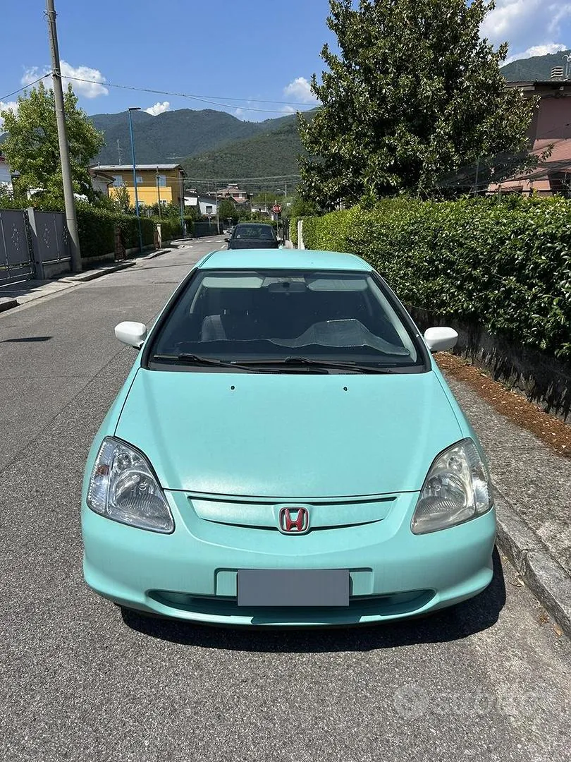 Honda Civic 2002 photo 2