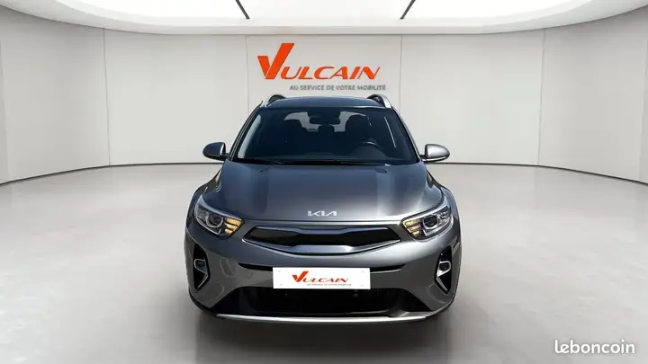 Kia Stonic 2025 photo 2
