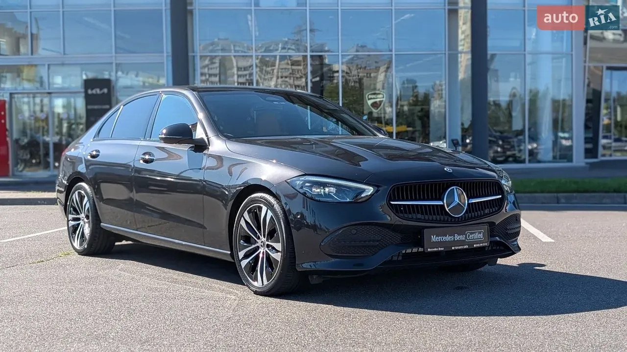 Mercedes-Benz C-Class 2023 photo 3
