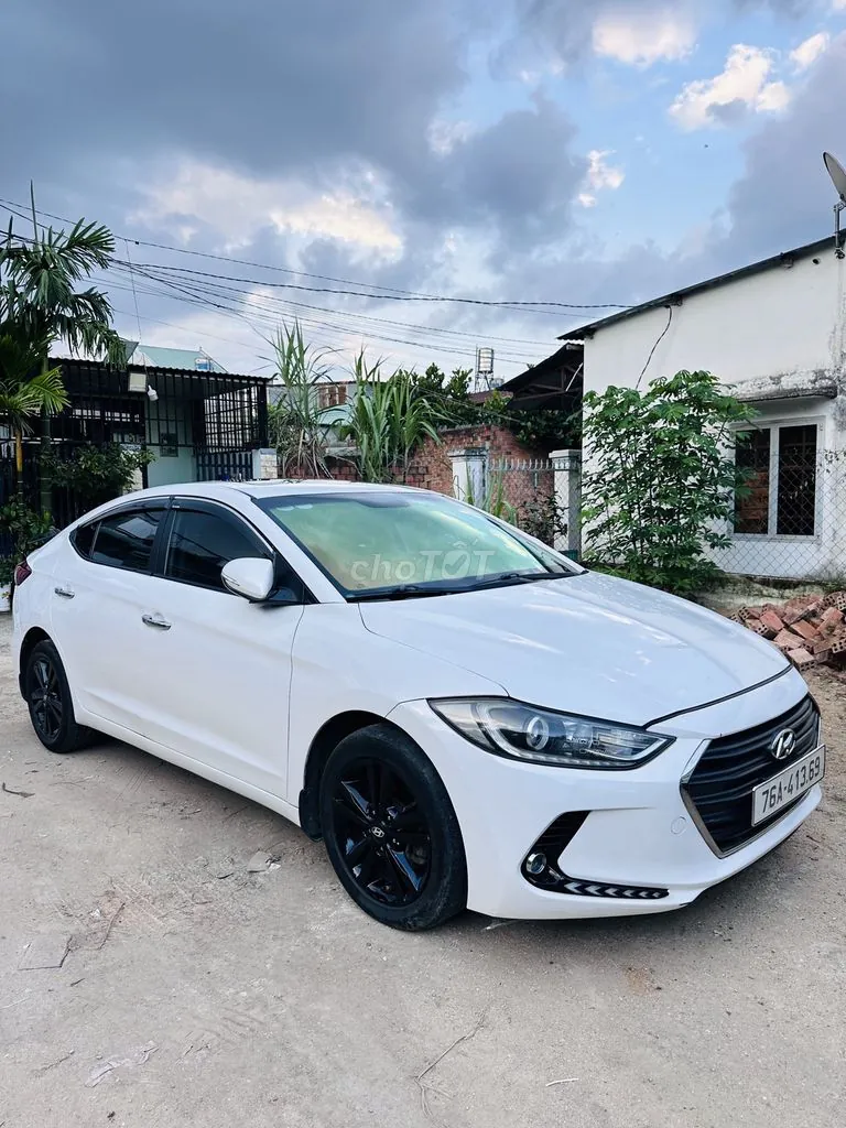 Hyundai Elantra 2016 photo 3