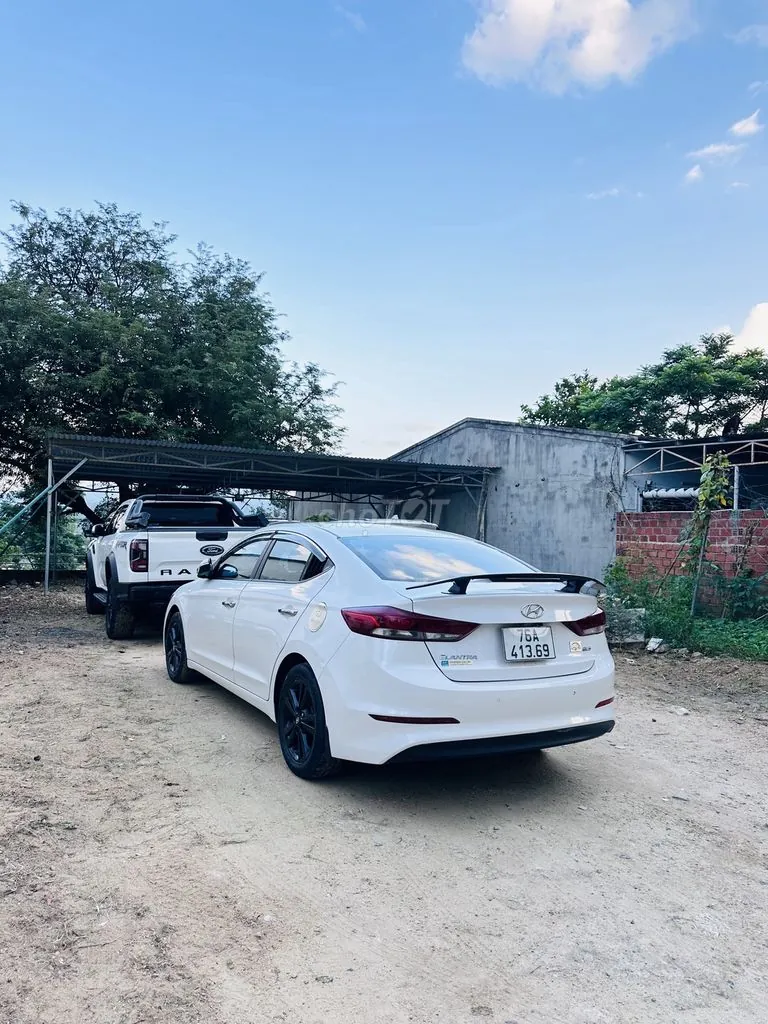 Hyundai Elantra 2016 photo 4