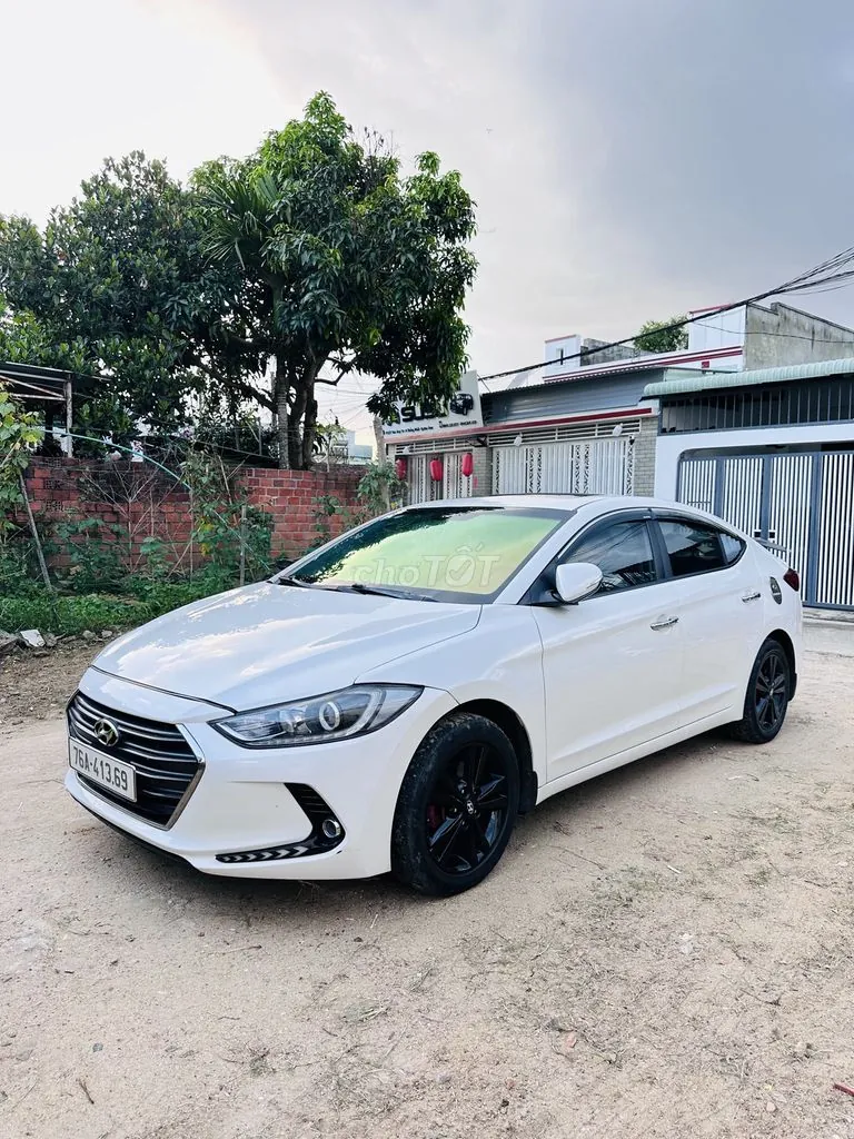 Hyundai Elantra 2016 photo 5
