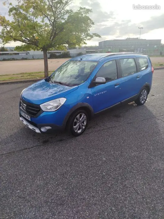 Dacia Lodgy