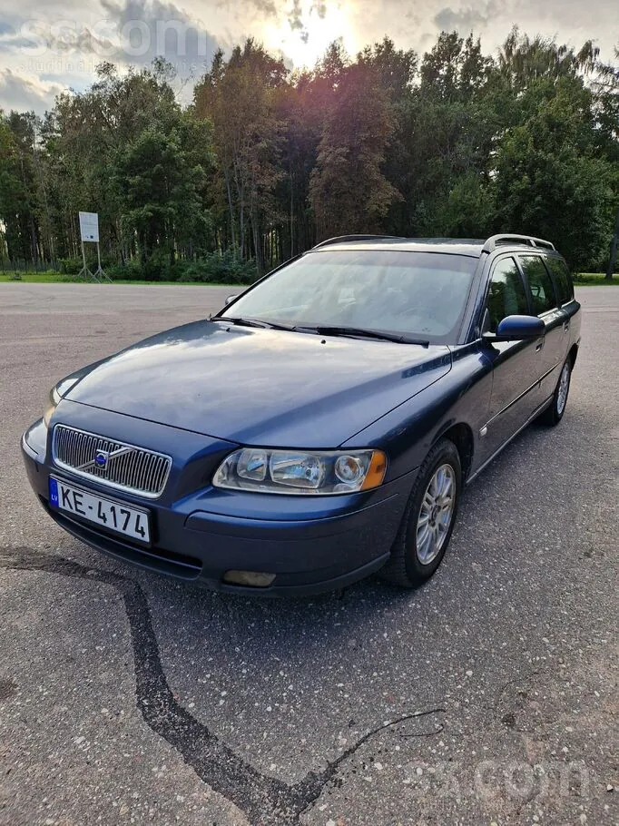 Volvo V70 2004 photo 3