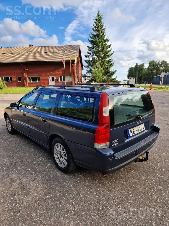Volvo V70 2004 photo 5