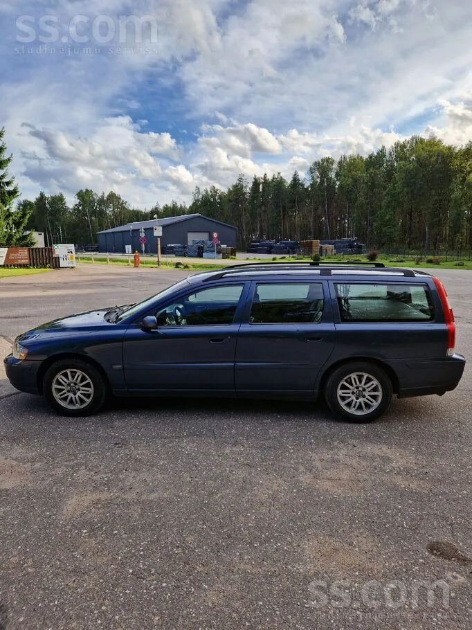 Volvo V70 2004 photo 4