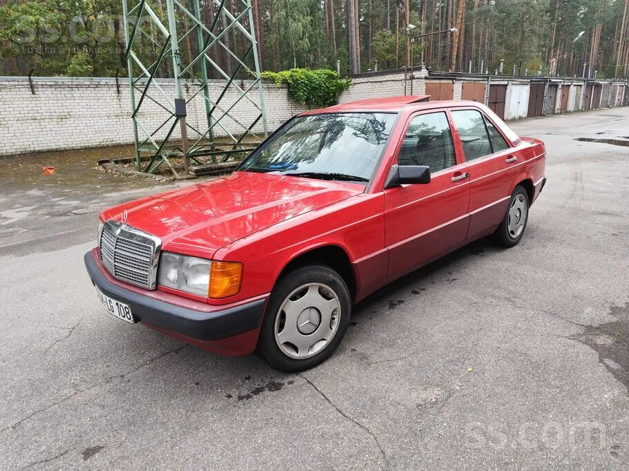 Mercedes-Benz 190E