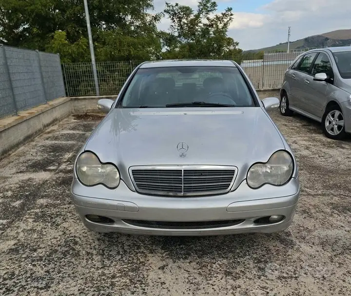 Mercedes-Benz C 220 Cdi 2002 photo 2