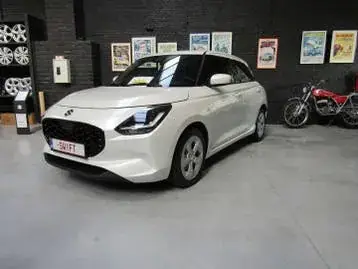 Suzuki Swift 2025 photo 2