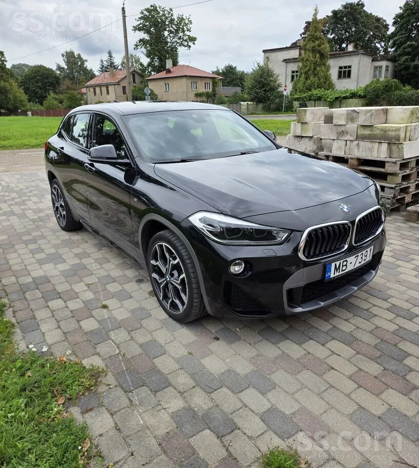 BMW X2 2019 photo 2