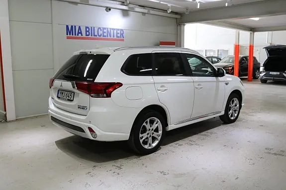 Mitsubishi Outlander 2017 photo 3