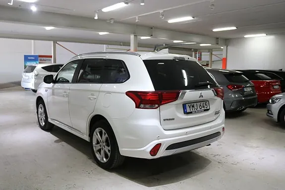Mitsubishi Outlander 2017 photo 4