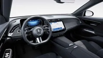 Mercedes-Benz E-Class 2024 photo 2