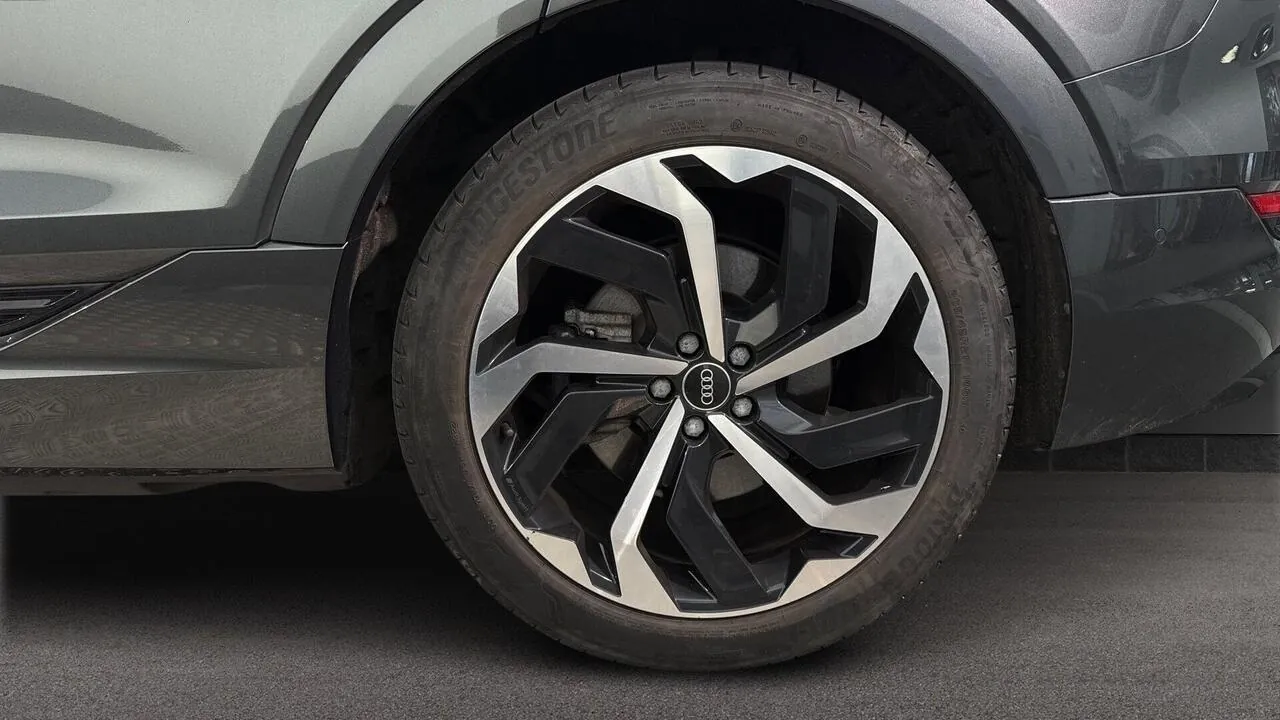 Audi E-Tron 50 Black Edition 2023 photo 5
