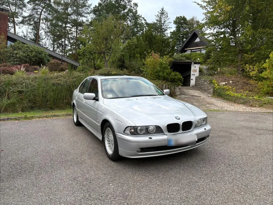 BMW 530I