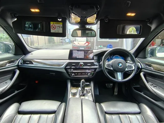 BMW 5 Series 2017 photo 5
