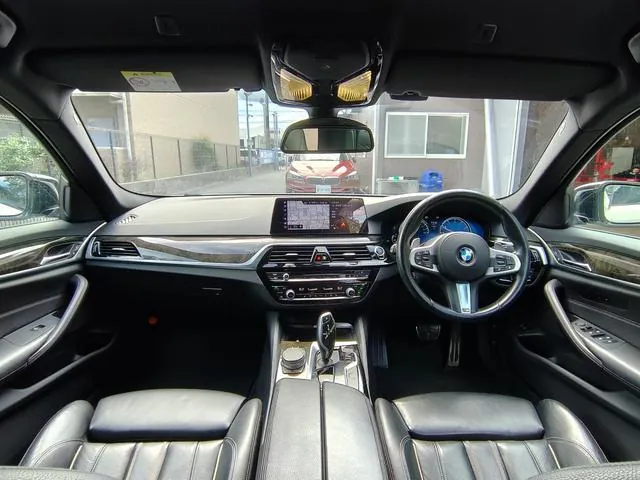 BMW 5 Series 2017 photo 4