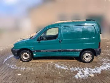 Peugeot Partner 2002 photo 2
