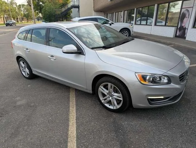 Volvo V60 2015 photo 4