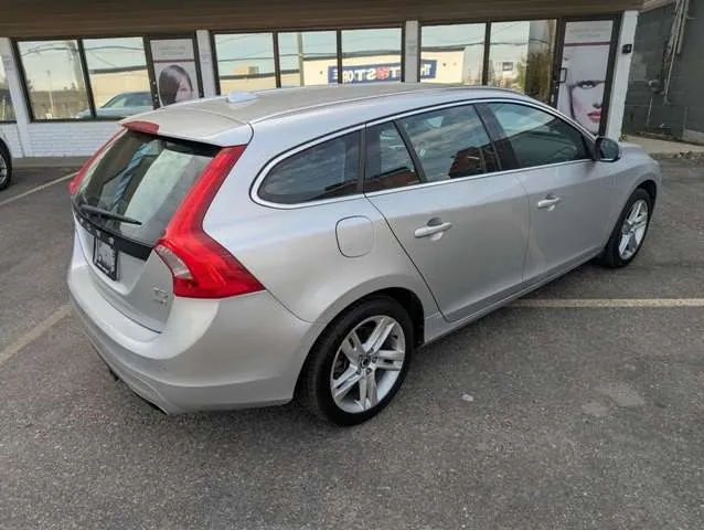 Volvo V60 2015 photo 5