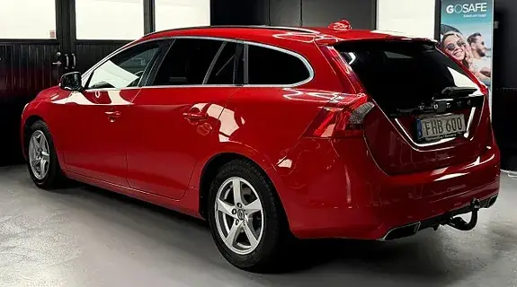 Volvo V60 2014 photo 3