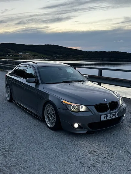 BMW 525D 2007 photo 2