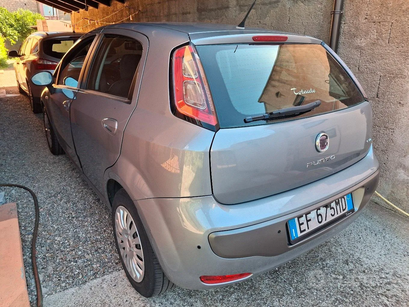 Fiat Punto Evo 2010 photo 2