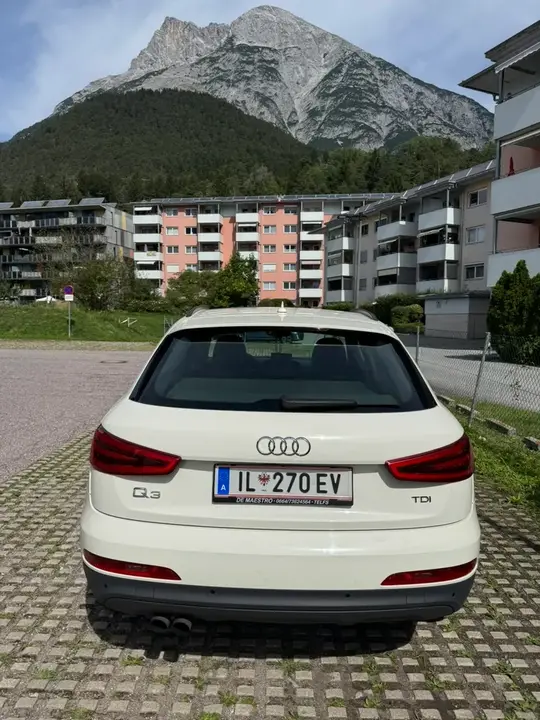 Audi Q3 2014 photo 3