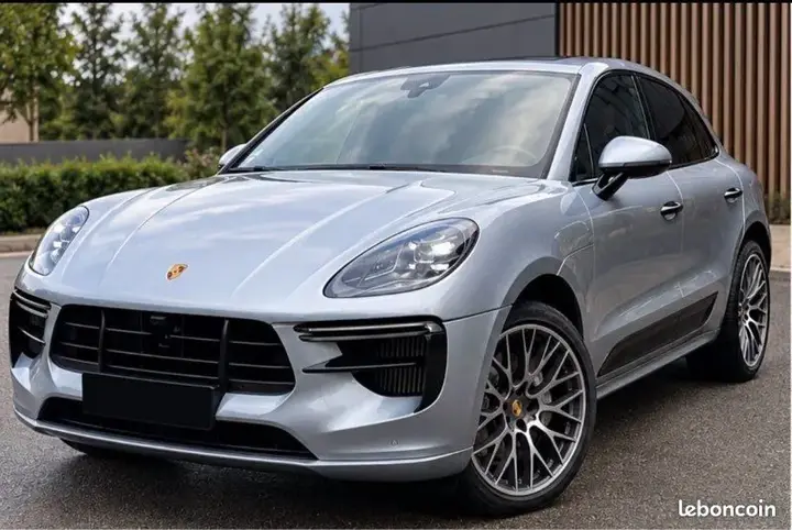 Porsche Macan 2021 photo 2
