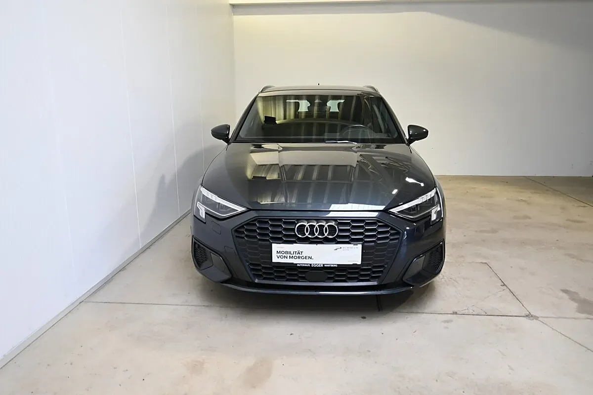 Audi A3 2023 photo 3