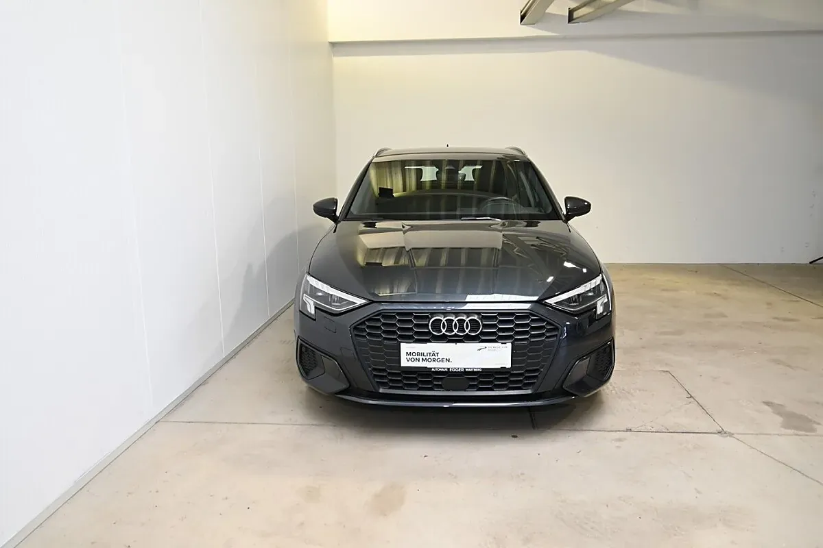 Audi A3 2023 photo 2