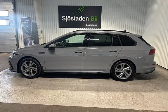 Volkswagen Golf I 2023 photo 2