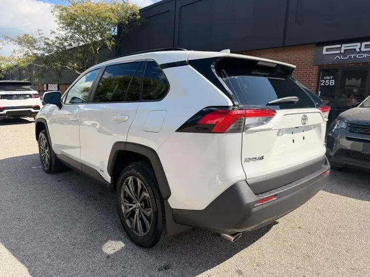 Toyota Rav4 2025 photo 5