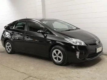 Toyota Prius 2014 photo 2