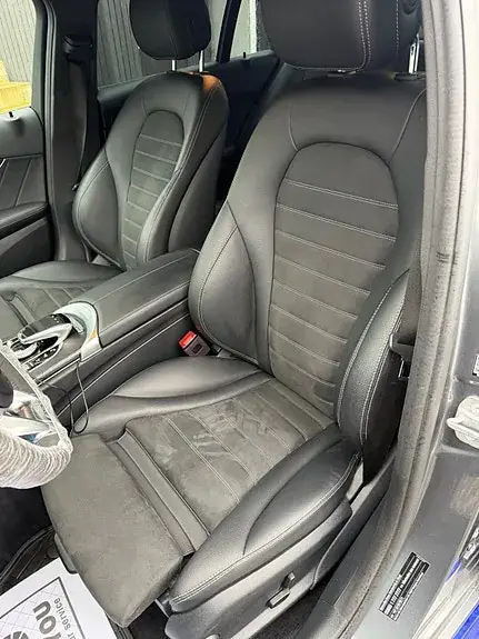 Mercedes-Benz C 300 E 2020 photo 4