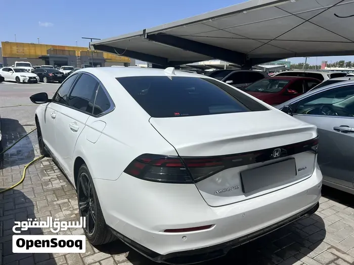 Honda Accord 2023 photo 2