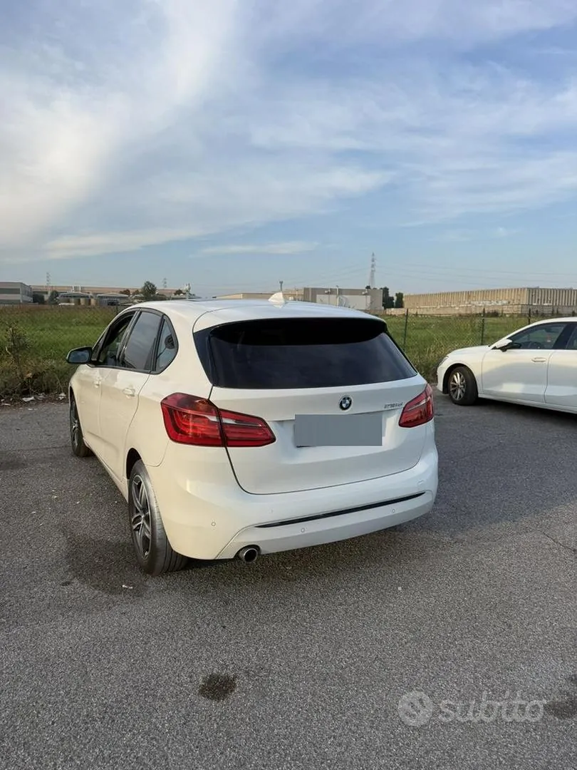 BMW 218 2015 photo 4