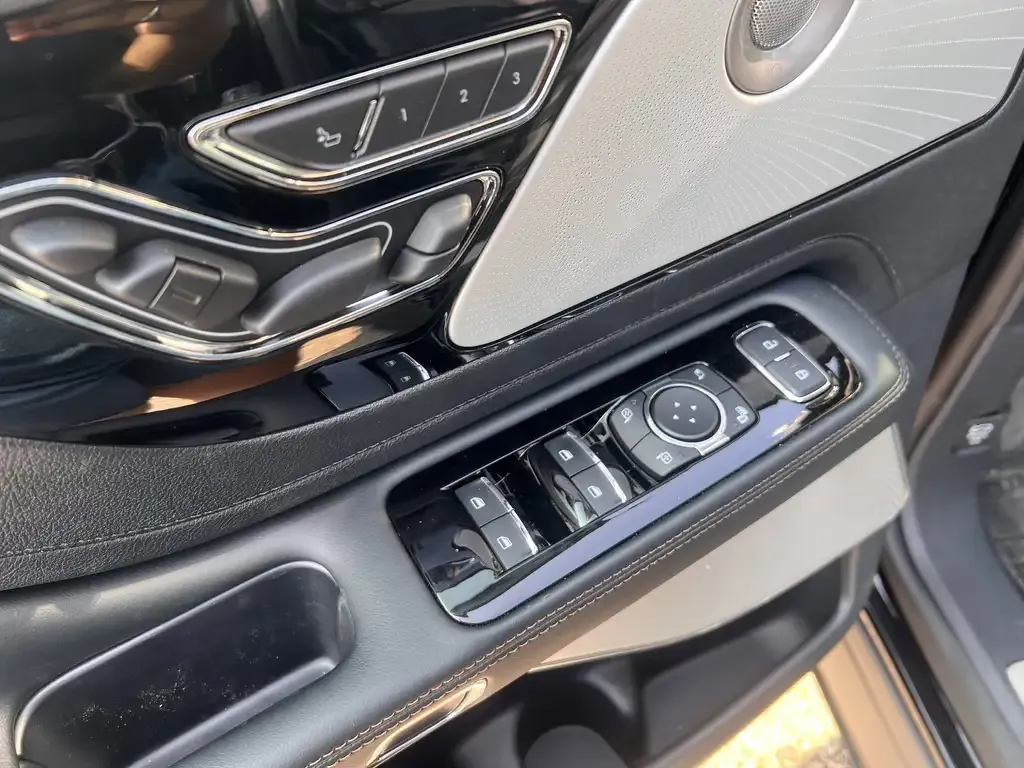 Lincoln Aviator 2026 photo 5