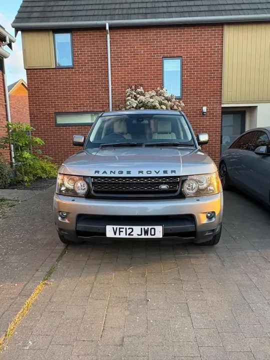 Land Rover Range Rover Sport 2012 photo 2