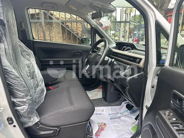 Suzuki Wagon R 2024 photo 4