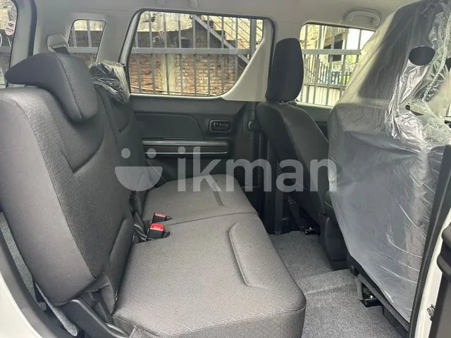 Suzuki Wagon R 2024 photo 5