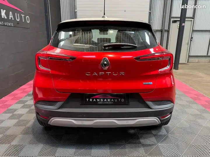 Renault Captur 2022 photo 4