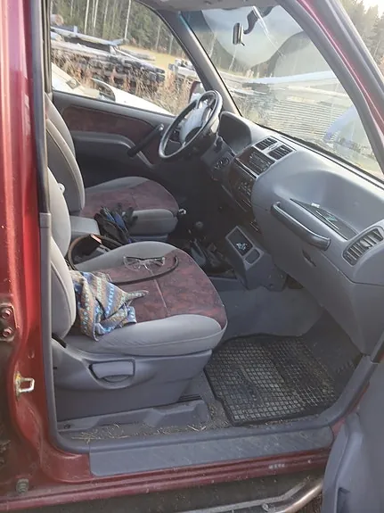 Nissan Terrano Ii 1998 photo 4
